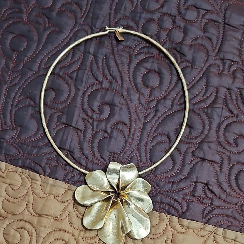 Gold Hoop/Choker Necklace